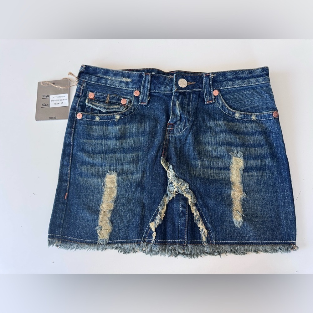 True Religion Rugged Distressed Frayed Denim Jean Mini Skirt size 27 Y2K 2006